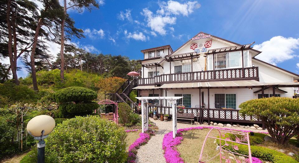 Gyeongpo Woosung Pension Gangneung Exterior photo