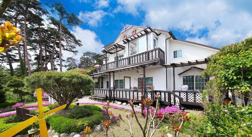 Gyeongpo Woosung Pension Gangneung Exterior photo